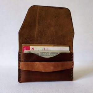 tarjetero cuero helena titan (1)